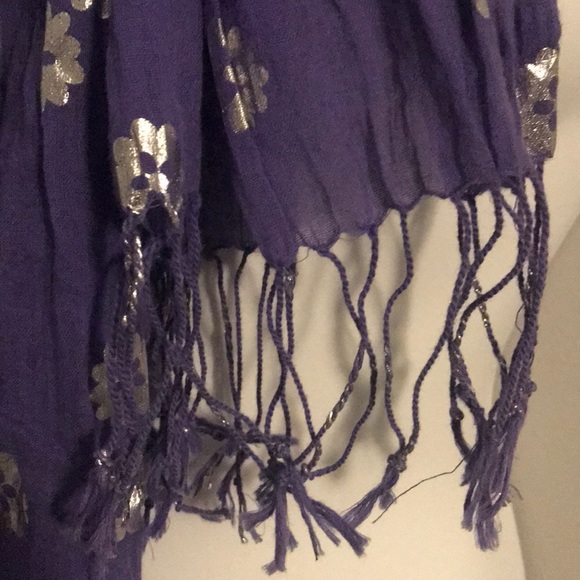 Women’s Purple Scarf with Foil Flower and Fringe - Picture 3 of 3